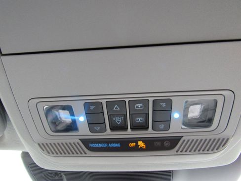 Used 2023 Ford Explorer XLT w/ Equipment Group 202A image 22