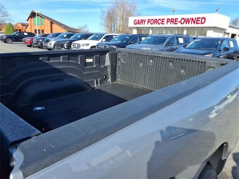 Used 2024 RAM 1500 Classic SLT image 18