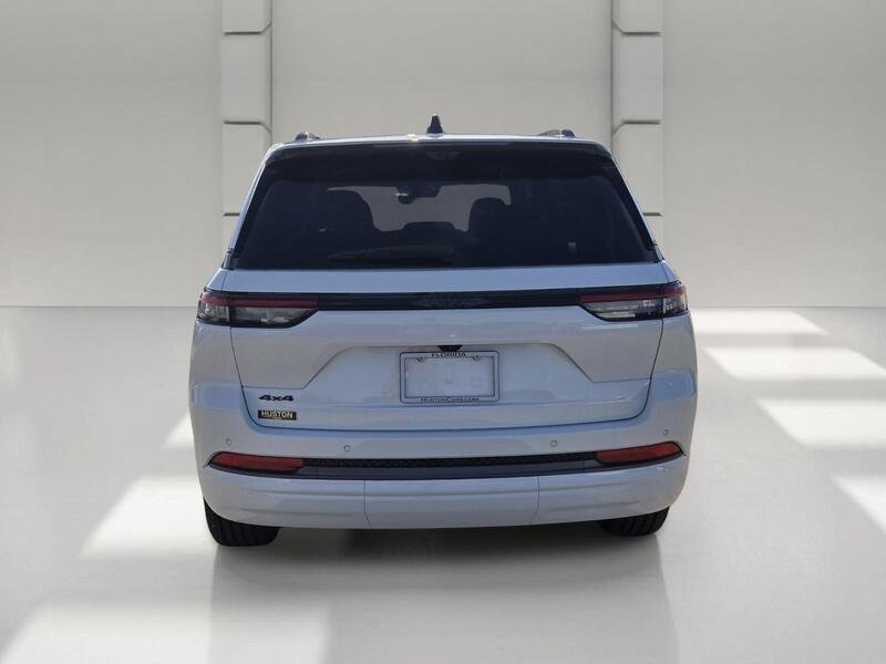 New 2027 Jeep Grand Cherokee Limited AWD/4WD image 4