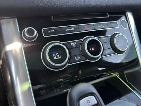 Used 2017 Land Rover Range Rover Sport Supercharged image 53