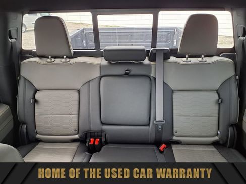 Used 2025 Chevrolet Silverado 2500 ZR2 w/ Technology Package image 22