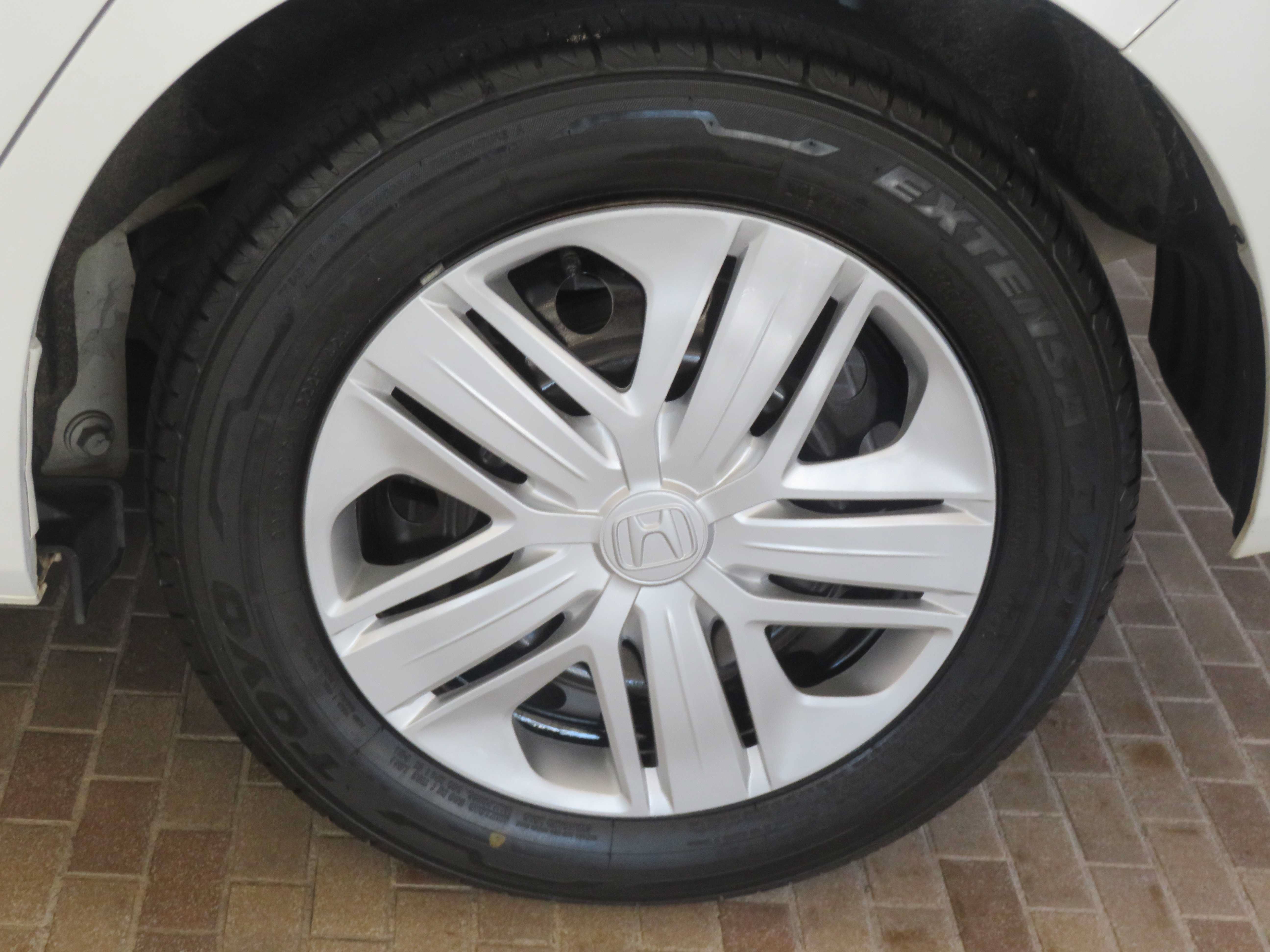 Used 2019 Honda Fit LX image 8
