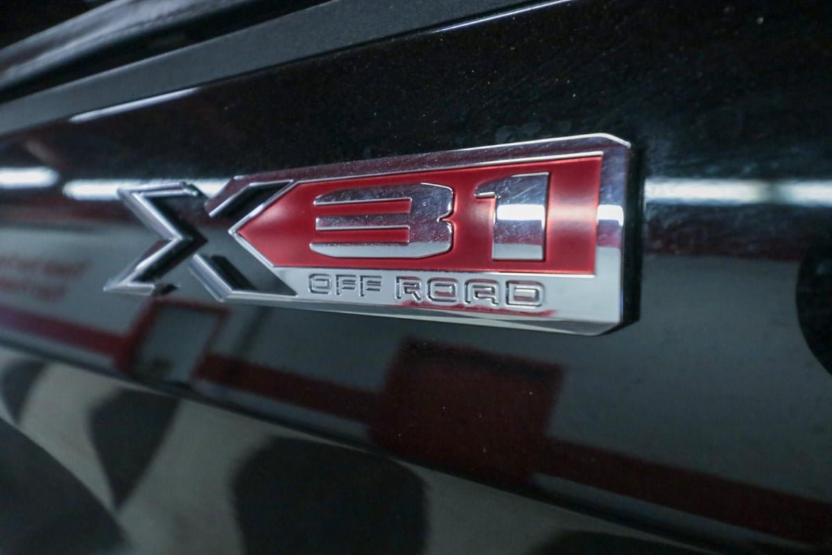 Used 2023 GMC Sierra 1500 SLT AWD/4WD image 53