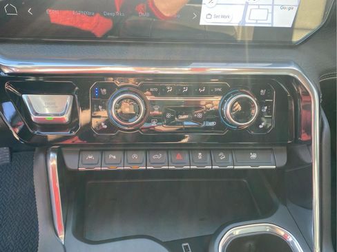 Certified 2024 GMC Sierra 1500 Denali AWD/4WD image 52