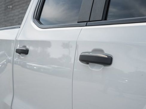 Used 2023 Chevrolet Silverado 1500 Custom AWD/4WD image 19