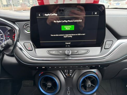 New 2025 Chevrolet Blazer RS w/ Driver Confidence II Package image 22