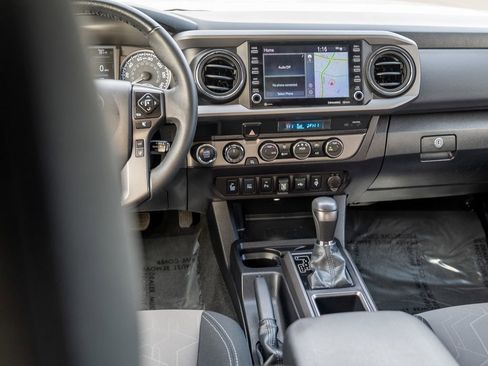 Used 2023 Toyota Tacoma TRD Off-Road image 21