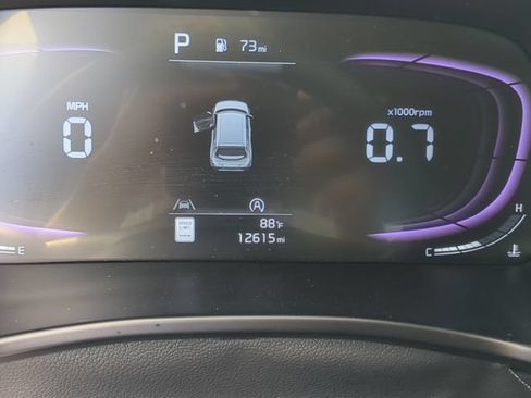 Used 2025 Kia Soul LX FWD image 31