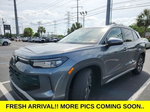 Used 2026 Volkswagen Tiguan S image 1