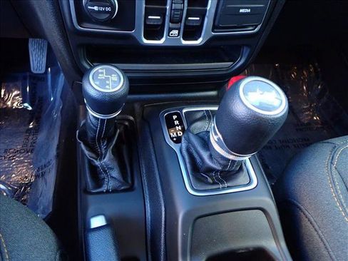 Used 2025 Jeep Wrangler Sport S w/ Convenience Group image 20