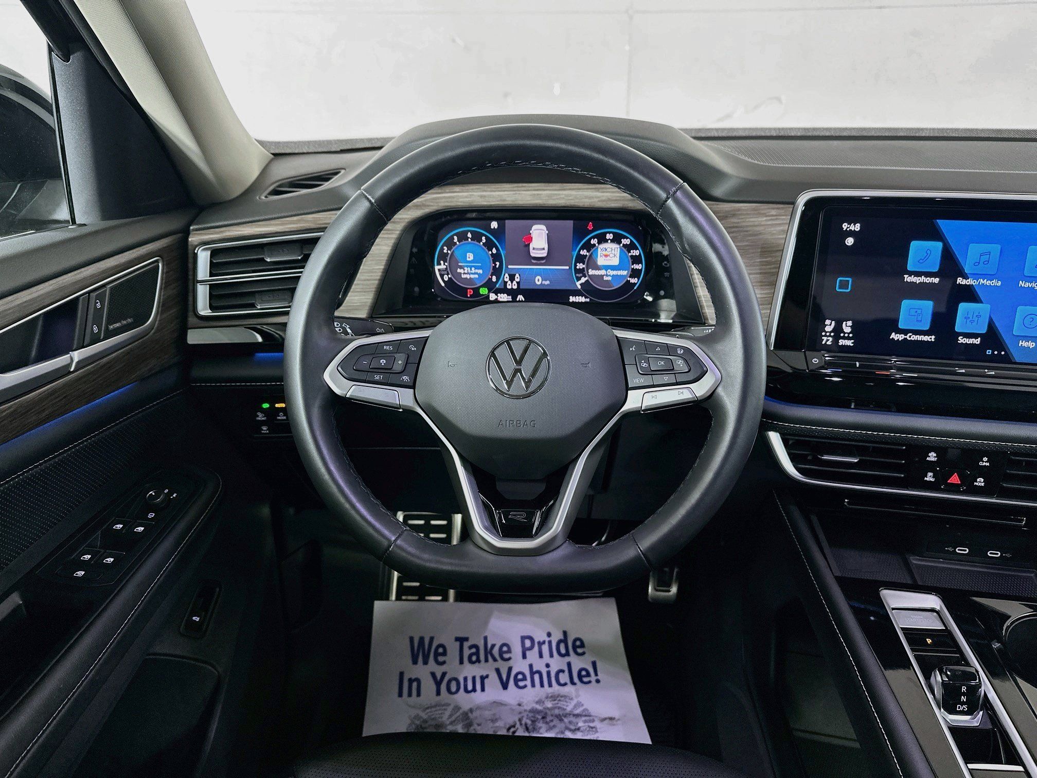 Used 2024 Volkswagen Atlas SEL Premium R-Line AWD/4WD image 23