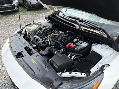 Used 2024 Nissan Altima 2.5 SR FWD image 34