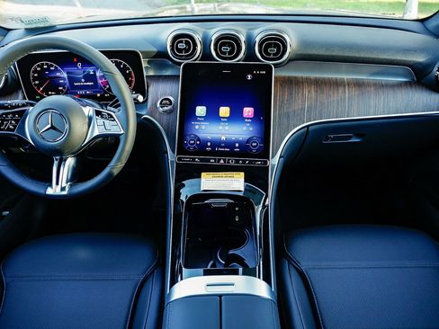 New 2026 Mercedes-Benz GLC 300 GLC 300 image 10