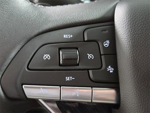 Used 2024 Cadillac XT6 Premium Luxury w/ Technology Package image 22