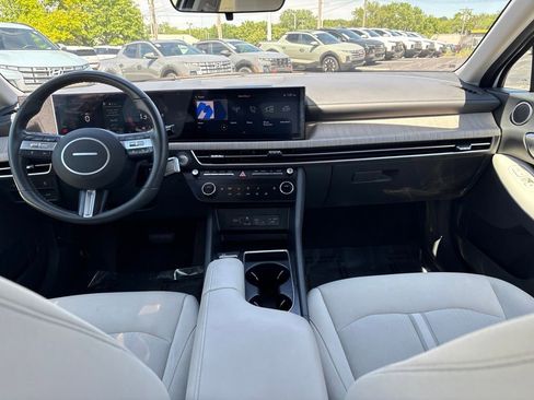 Certified 2025 Hyundai Sonata SEL FWD image 30
