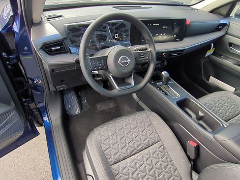 New 2026 Nissan Kicks SV w/ SV Premium Package image 10