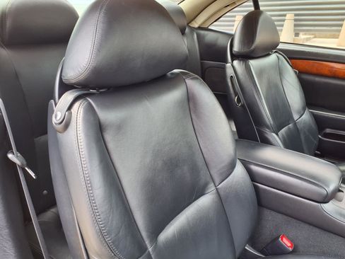 Used 2005 Lexus SC 430 Convertible RWD image 12