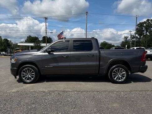 Used 2019 RAM 1500 Laramie AWD/4WD image 2