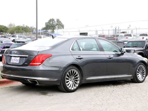 Used 2019 Genesis G90 3.3T Premium image 5