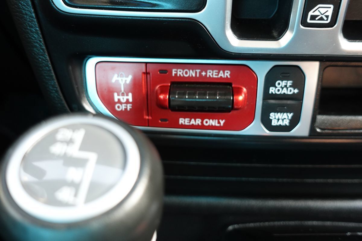 Used 2020 Jeep Gladiator Rubicon AWD/4WD image 55