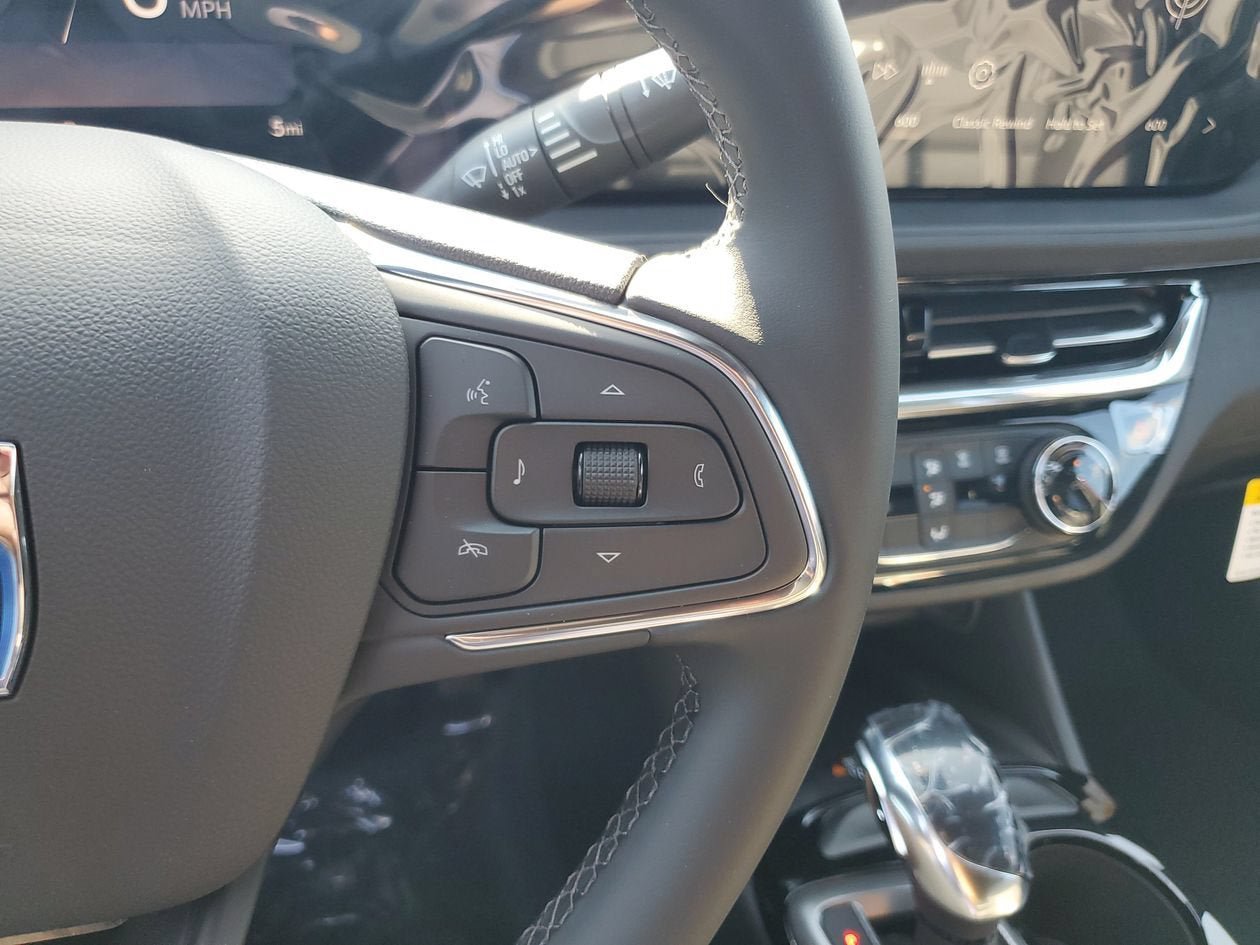 New 2026 Buick Envista Sport Touring w/ Convenience II Package FWD image 27