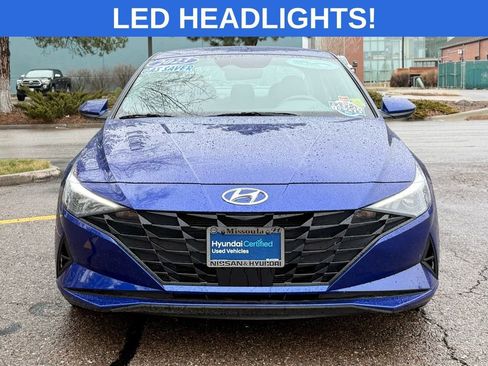 Certified 2023 Hyundai Elantra SEL w/ Convenience Package image 9