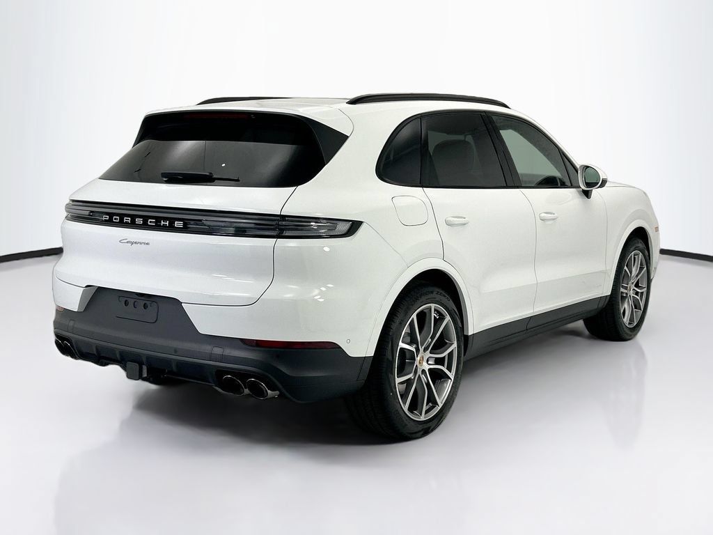Used 2026 Porsche Cayenne AWD/4WD image 7