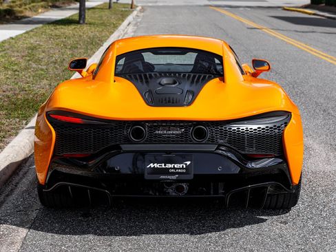 New 2026 McLaren Artura RWD image 7