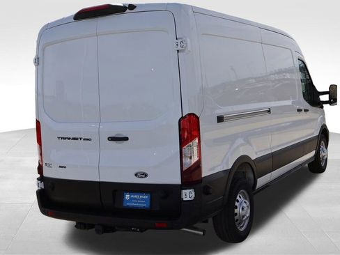 New 2026 Ford Transit 250 148 Medium Roof Extended AWD w/ Load Area Protection Package image 5