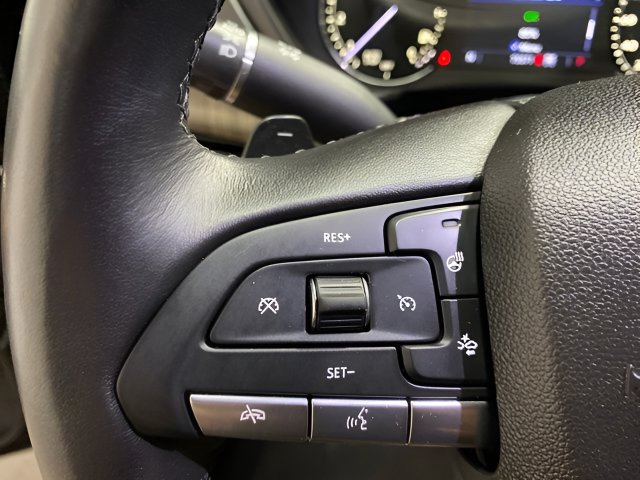 Used 2020 Cadillac XT4 Premium Luxury w/ Enhanced Visibility Package AWD/4WD image 14