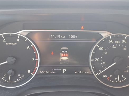 Used 2024 Nissan Rogue S FWD image 13