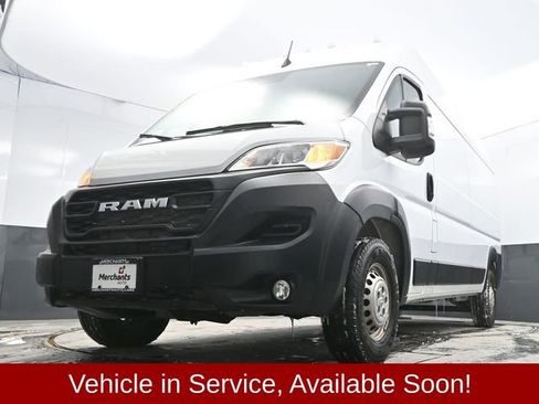 Used 2025 RAM ProMaster 2500 w/ Convenience Group image 31