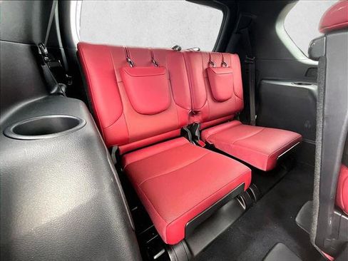 Used 2023 Lexus GX 460 Premium w/ Premium Package image 30