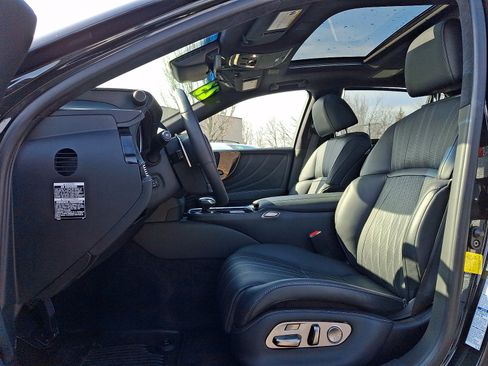 Certified 2023 Lexus LS 500 AWD w/ Luxury Package image 14