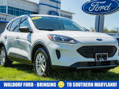 Used 2022 Ford Escape SE w/ Cold Weather Package