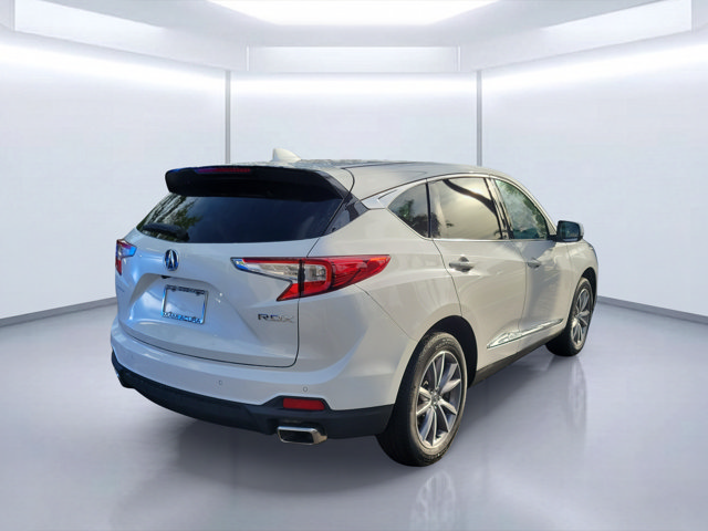 Used 2023 Acura RDX w/ Technology Package FWD image 4