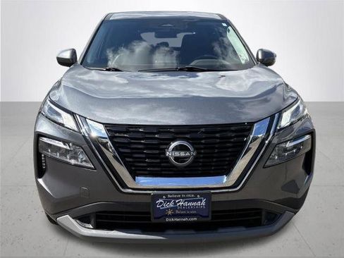 Certified 2023 Nissan Rogue SV image 3