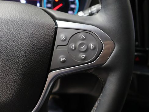 Used 2023 Chevrolet Traverse LT AWD/4WD image 38