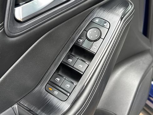 Used 2023 Nissan Rogue SV w/ SV Premium B Package image 21