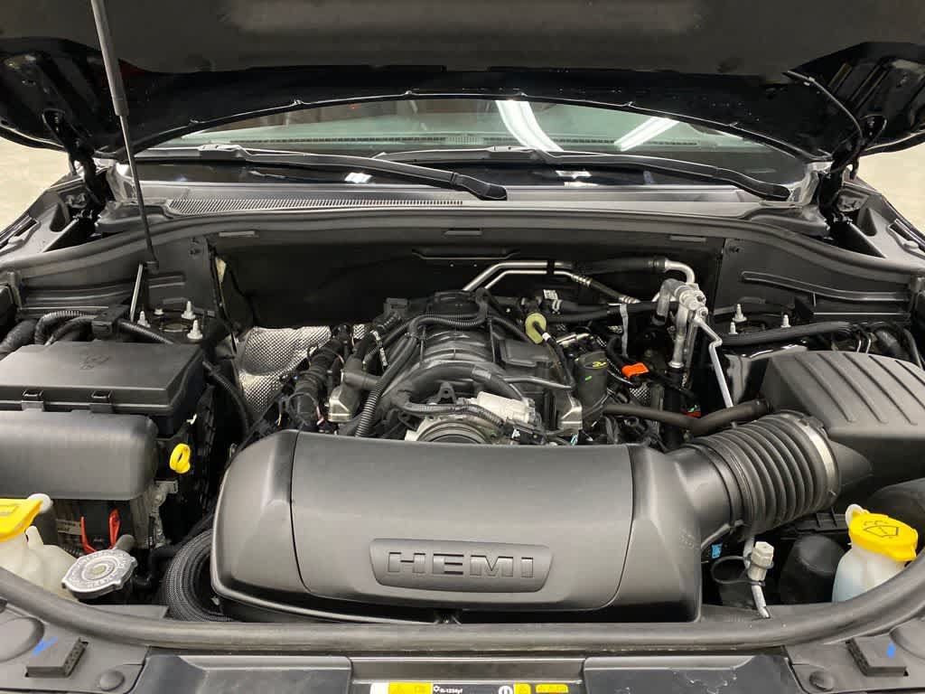 Used 2025 Dodge Durango R/T AWD/4WD image 11