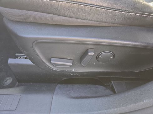 Certified 2022 Ford Escape SEL image 12