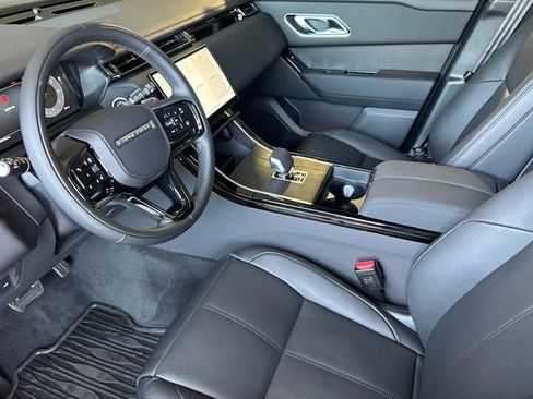 New 2026 Land Rover Range Rover Velar Dynamic SE image 9