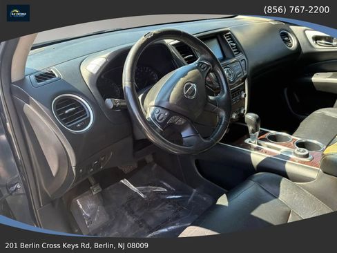 Used 2013 Nissan Pathfinder SL w/ Trailer Tow Pkg AWD/4WD image 9