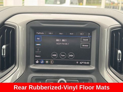 Used 2020 Chevrolet Silverado 1500 Custom w/ Custom Value Package AWD/4WD image 36