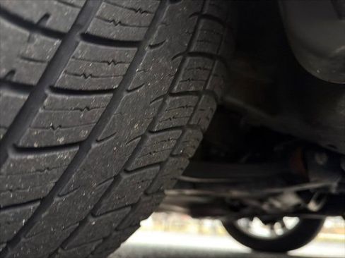 Used 2009 Ford Fusion SEL image 23