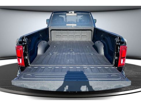 Used 2025 RAM 3500 Longhorn image 36