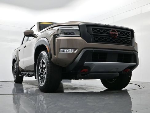 Used 2023 Nissan Frontier PRO-4X w/ Technology Package image 37