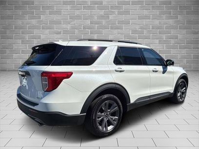 Certified 2023 Ford Explorer XLT w/ Equipment Group 202A