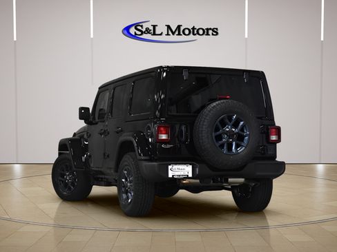 New 2026 Jeep Wrangler Unlimited Sport AWD/4WD image 4