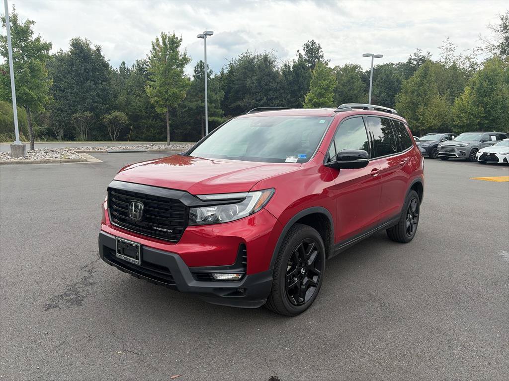 Certified 2024 Honda Passport Black Edition image 3